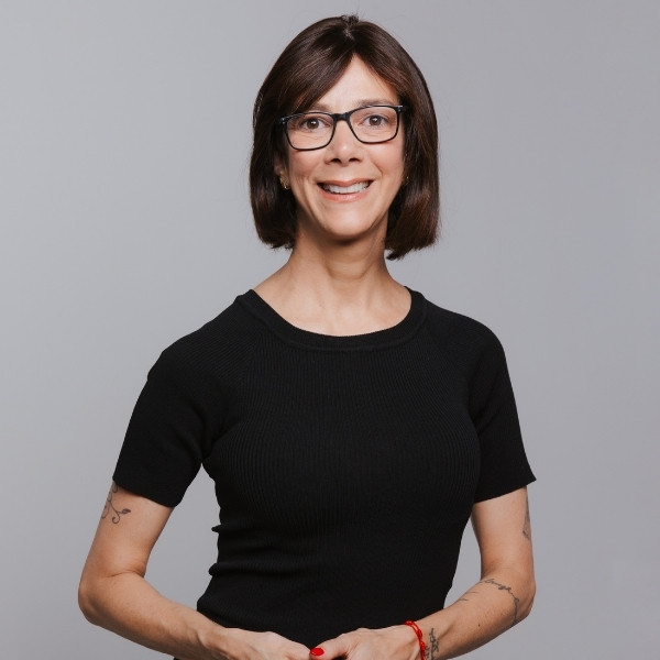 Dra. Adriana Regina Perrone